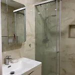 Apartman Rest Bllok Tirana